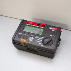 Мегаомметр UNI-T UT502A 